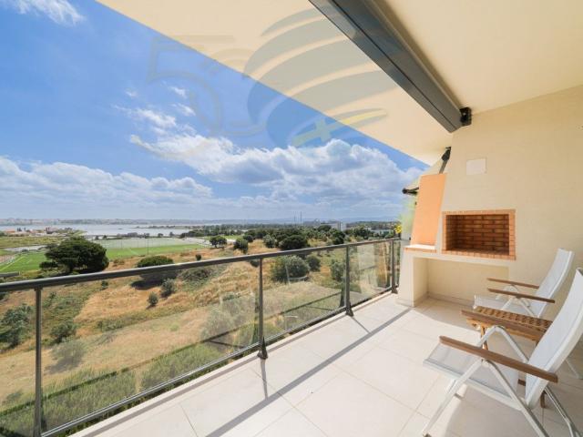 Moderno apartamento com vista sobre o rio e grande terraço. 96m² Seixal, Arrentela e Aldeia de Paio Pires