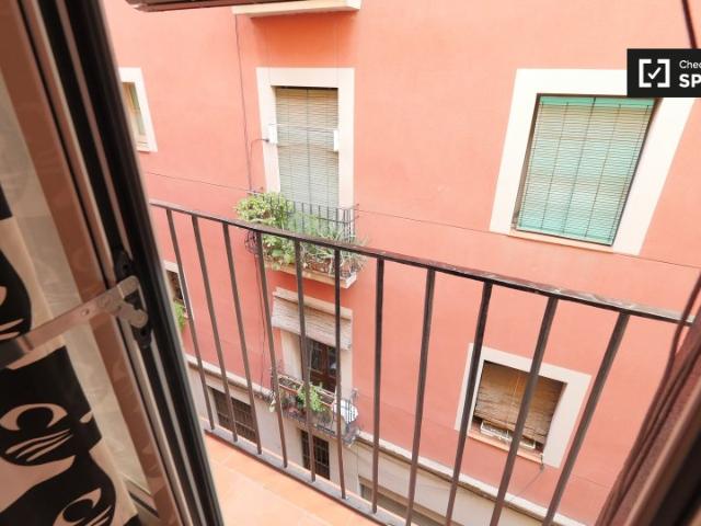 Moderno apartamento de 2 dormitorios en alquiler en El Raval, Barcelona
