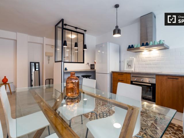 Moderno apartamento de 2 dormitorios en alquiler en Valencia
