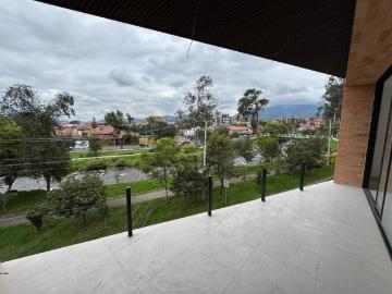 Moderno apartamento de 2 dormitorios frente al río