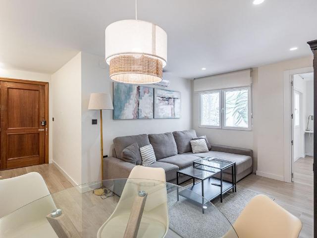 ¡MODERNO APARTAMENTO EN EL CENTRO!