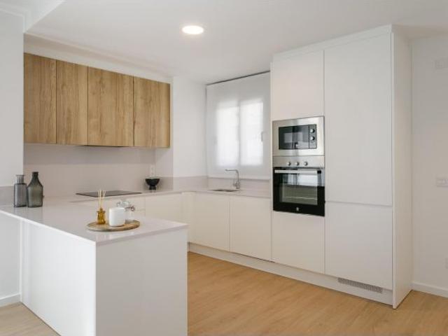 Moderno Apartamento en La Mata, Torrevieja con Vistas al Mar