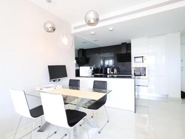 Moderno apartamento en residencial Amanecer 3
