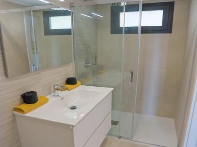 Moderno Apartamento en San Miguel de Salinas