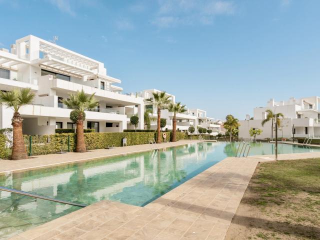 Moderno apartamento en venta en El Paraíso. Este hermoso apa. 85m² Estepona