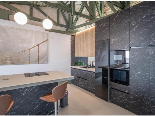 Moderno Apartamento Reformado en el Corazón de Granada