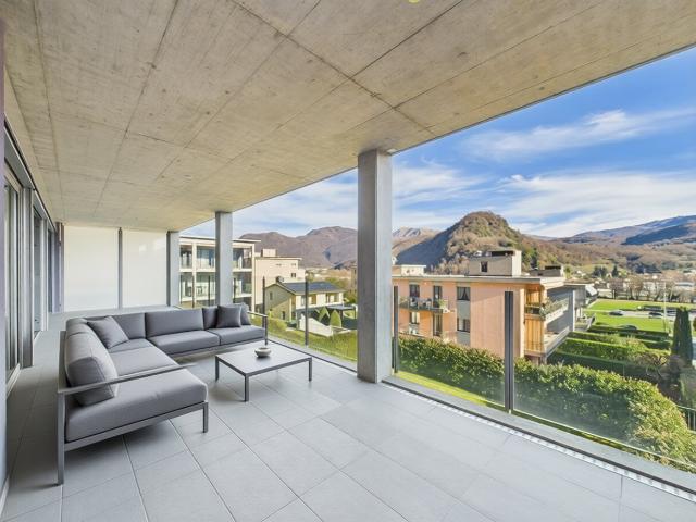 Moderno appartamento 2.5 locali con ampia terrazza a Gravesano