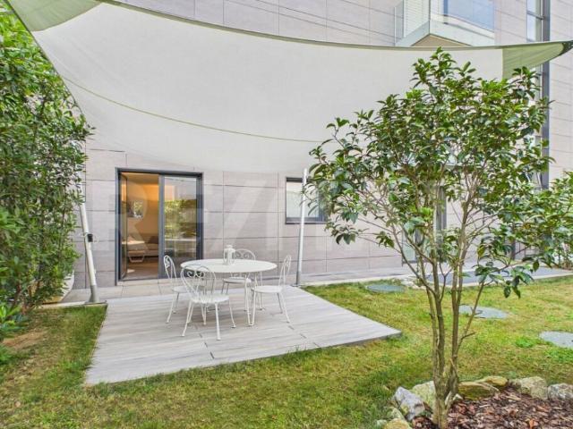 Moderno appartamento con giardino a Massagno  comfort e privacy