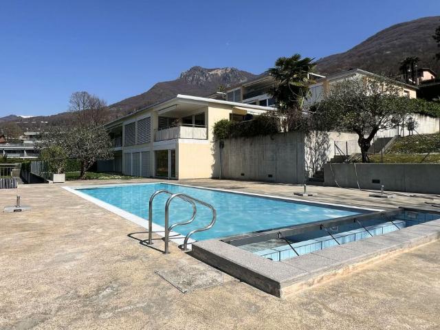 MODERNO E SPAZIOSO 3.5 CON TERRAZZA NEL VERDE A CADRO