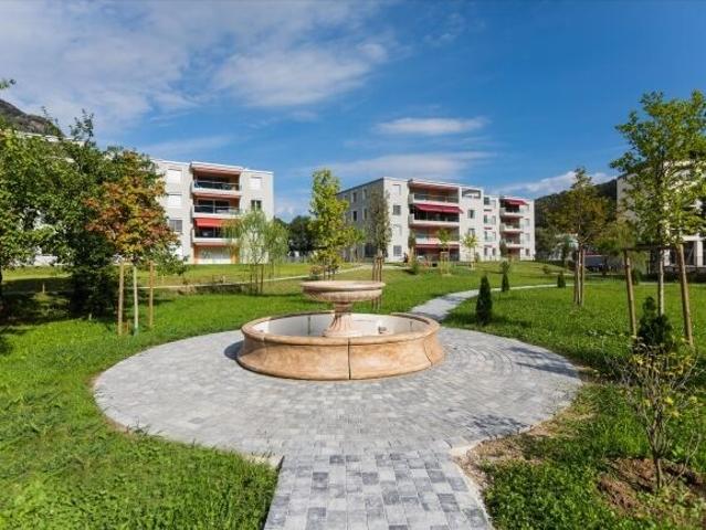 Moderno e recente appartamento con giardino