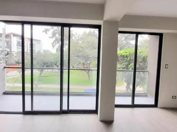 Moderno edificio frente a parque hermosos depas con balcon vive en naturaleza