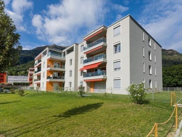 Moderno in zona ideale per gli spostamenti