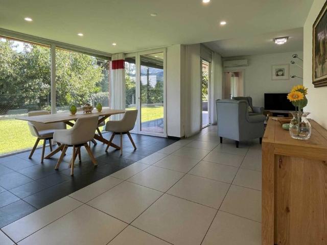 MODERNO 3.5 LOCALI CON GIARDINO DI 200 MQ AD AGNO