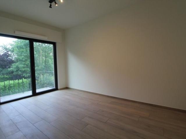 Moderen en lichtrijk appartement in Roeselare