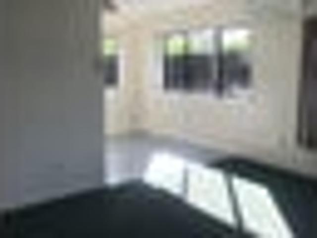 Moera, 3 bedrooms, $650 pw