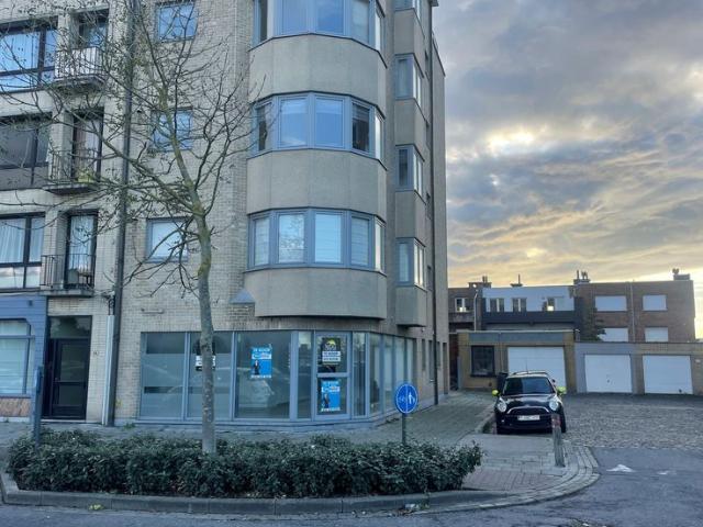 Mogelijk om te vormen 1 slaapkamer appartement met zeer r.