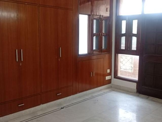 Mohinder Apartment Dwarka Sector 12 4 Bedroom 2800 Sq. Ft. Apartment in Sector 12 Dwarka Delhi Listing ID: #9987