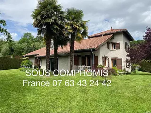 Moirans 38430 Achat / Vente maison 5 pièces t5 au dernier étage cave