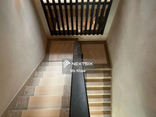 Molek Flat Shoplot 楼下的店面 出租出售可做生意｜可做货仓｜可做住家