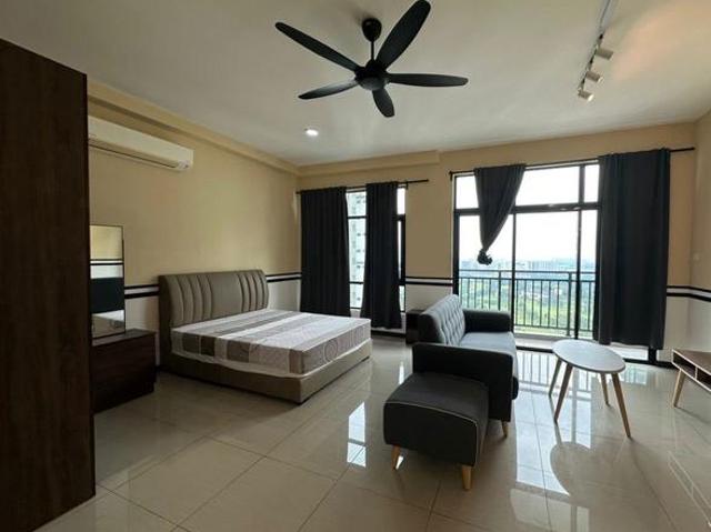 Molek Regency High Floor Studio Bathtub WiFi Good Condition