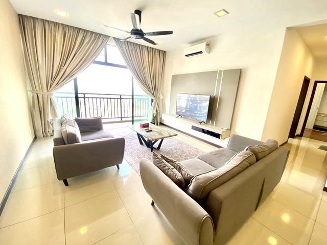 Molek Regency 31 Bed 2 Bath Fully Furnish High Floor