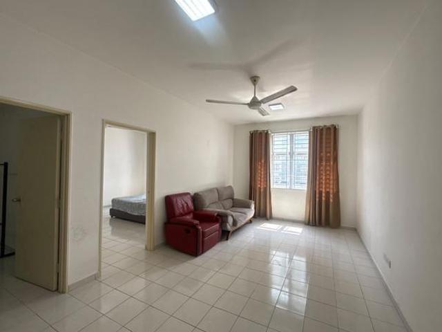 Molek Ria Medium Cost Apartment Taman Molek