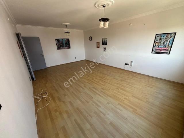 Molla Team'den Emlak Konutlarında 2+1 Satılık Daire