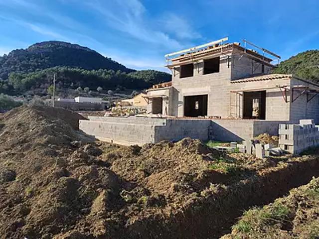 Mollans sur Ouvèze 26170 Achat / Vente maison 5 pièces t5 au dernier étage