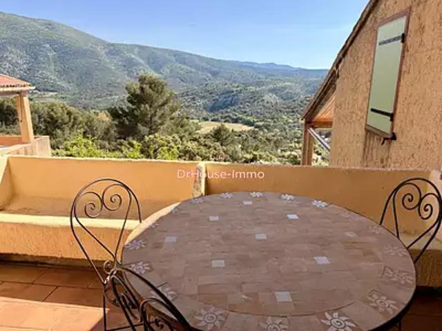 Mollans sur Ouvèze 26170 Achat / Vente maison 5 pièces t5 au dernier étage piscine