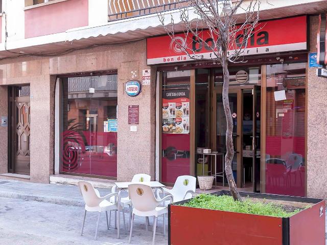 Mollet Local en zona peatonal, centro. OPORTUNIDAD