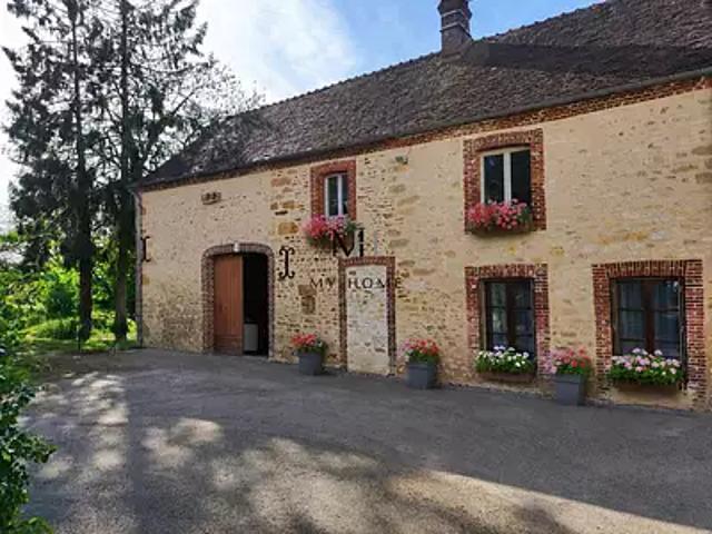 Mortagne au Perche 61400 Achat / Vente maison 10 pièces t10 parking
