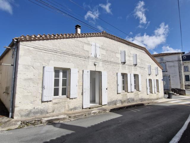 Mortagne sur Gironde Location Maison 17