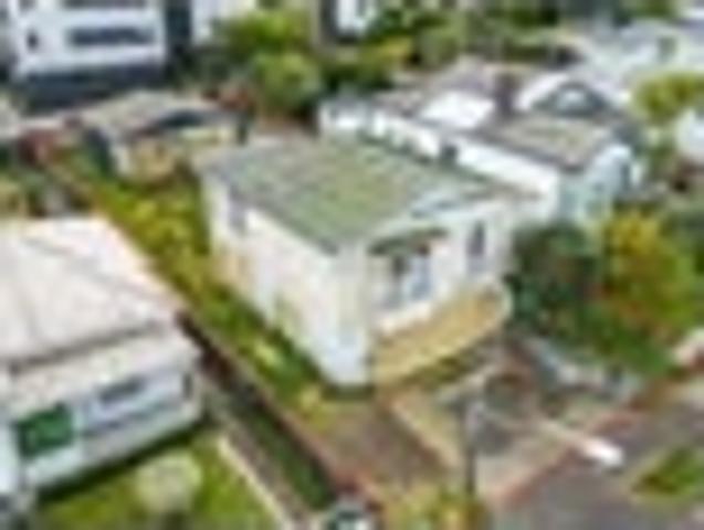 Mortgagee sale urban zone site in Onehunga
