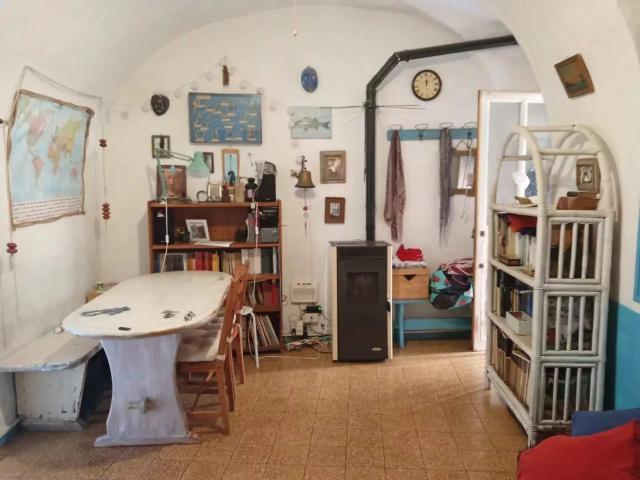 Mortola Inferiore Trilocale DI 53 M² Da Ristrutturare 53m² Ventimiglia