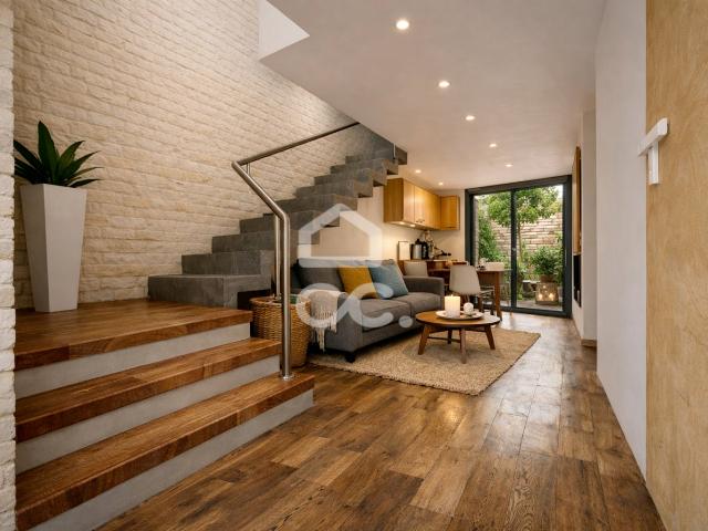 Moradoa T1 RENOVADA c/ Saguão, no Centro Histórico de Évora