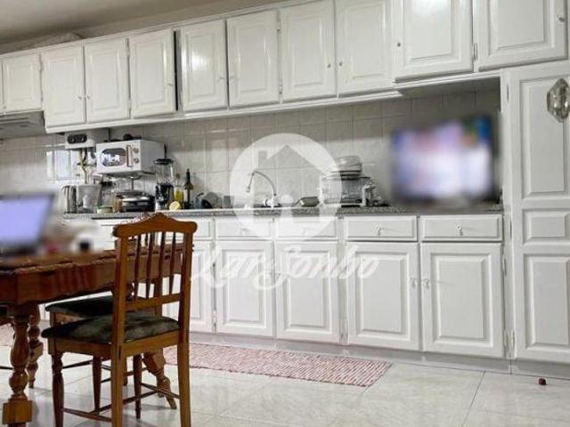 Moradia M4 com garagem fechada | 26063315348