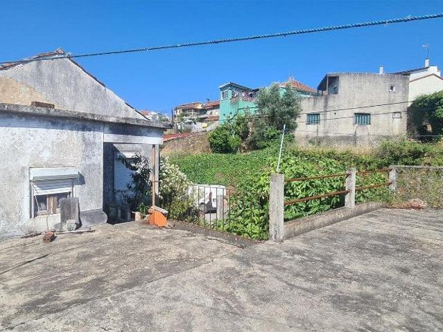 Moradia M3 com terreno em zona de Ceira