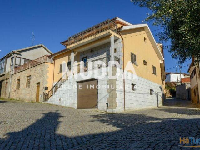 MORADIA MULTIFAMILIAR A POUCOS MINUTOS DA CIDADE DE CHAVES | 26073724105