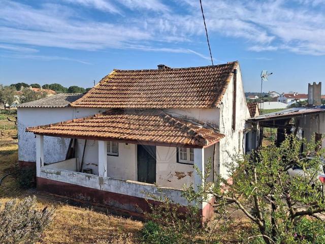 Moradia, Madalena e Beselga