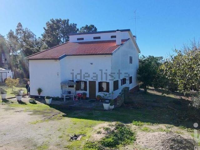 Moradia, Madalena e Beselga