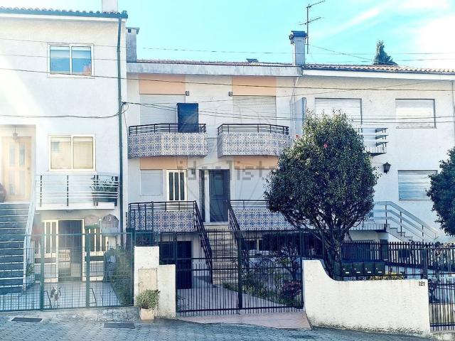 Moradia, Mafamude e Vilar do Paraíso