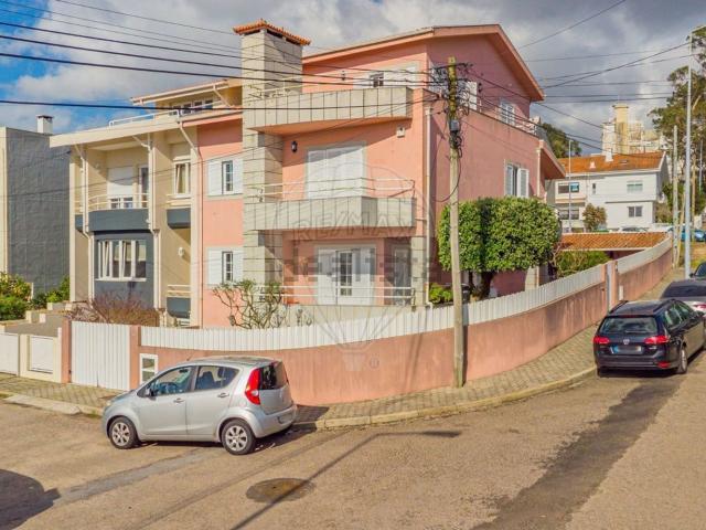 Moradia, Mafamude e Vilar do Paraíso