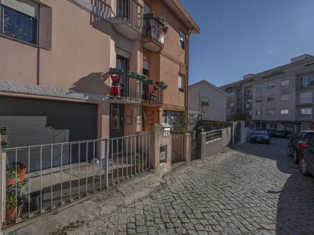 Moradia, Mafamude e Vilar do Paraíso