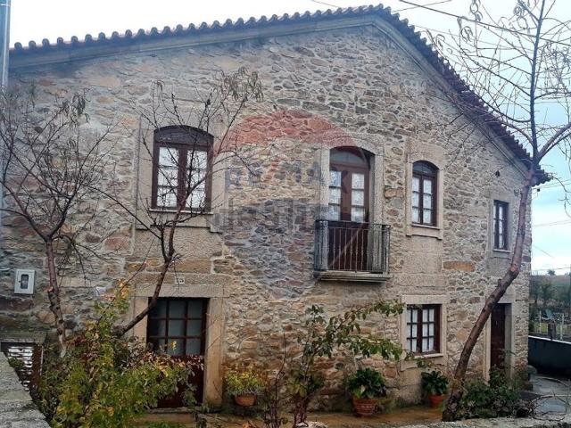 Moradia, Malhadas