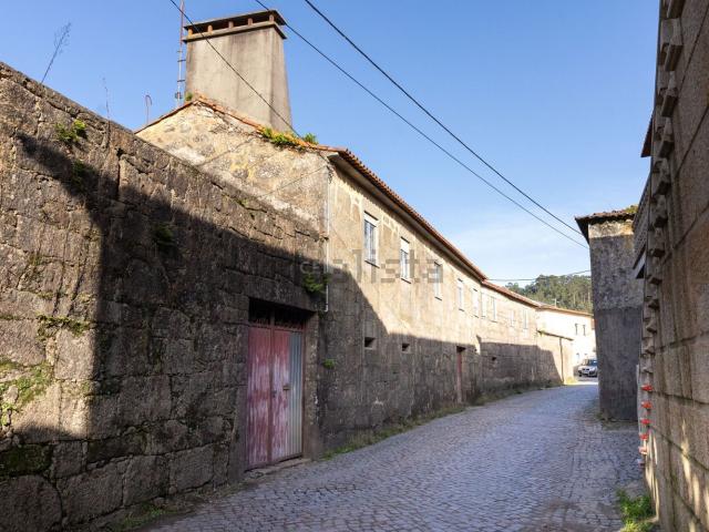 Moradia, Milhazes Vilar de Figos Faria