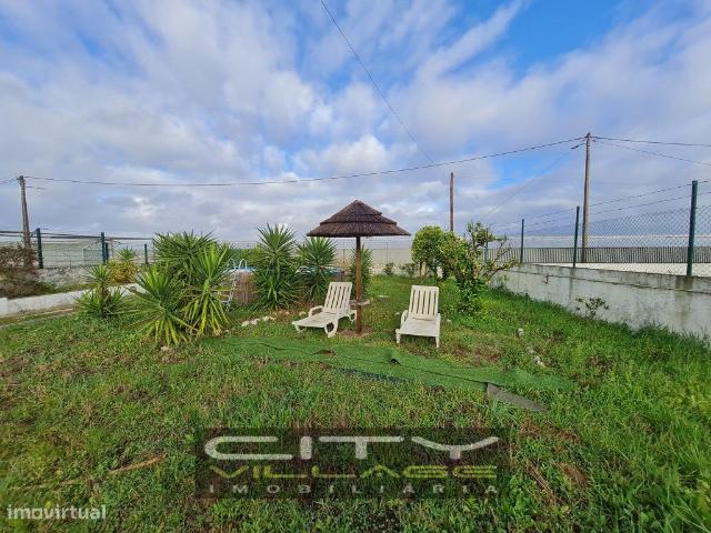 Terreno com Moradia em Alcochete