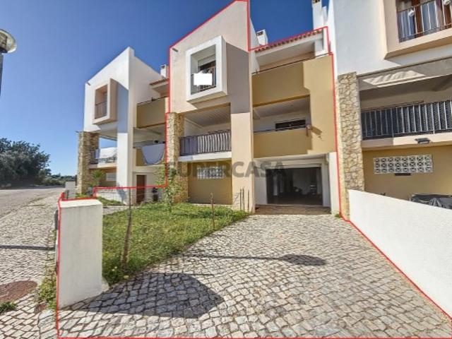Moradia Moderna em Norinha Penina Portimão, Próxima às Praias de Alvor