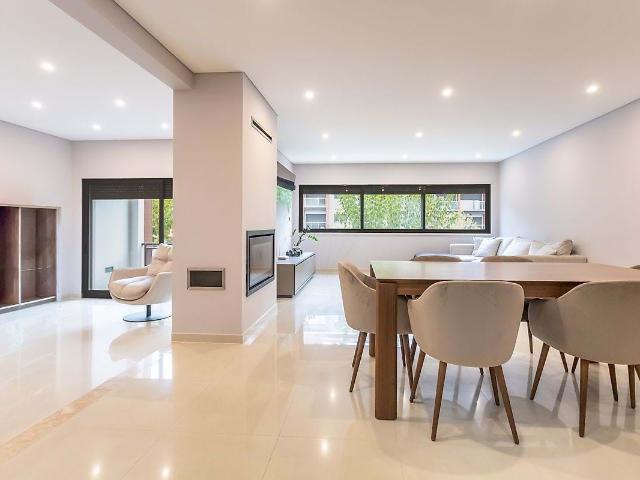 Moradia Moderna no Montijo – Conforto, Tecnologia e Estilo em Cada Detalhe! ✨