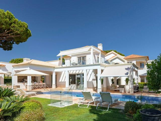 Moradia Moderna Renovada 426m² Almancil