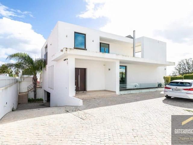 Moradia Moderna T4 em Faro Algarve 244m² Faro Sé e São Pedro